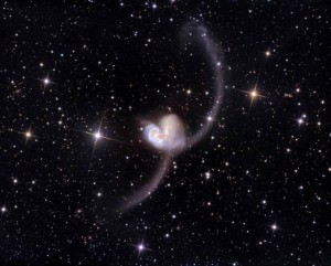 85496543_NGC4038_and_NGC4039TheAntennaepreview